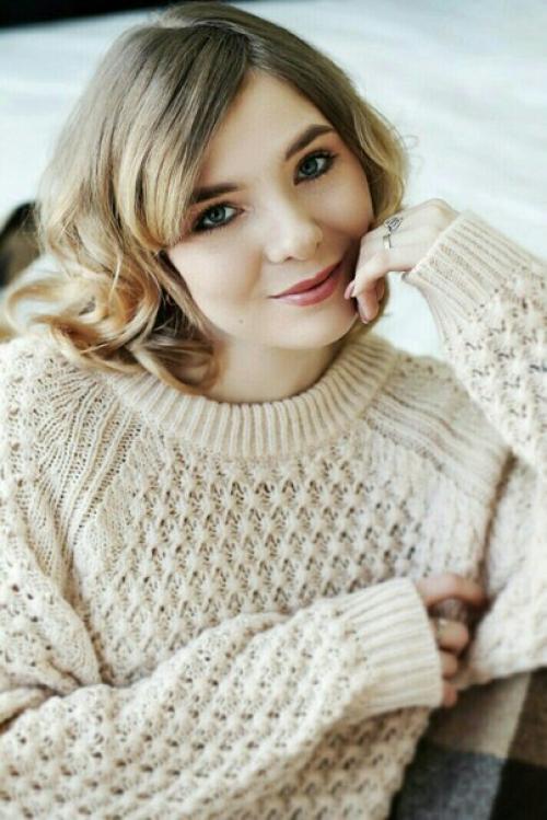 Ищу моделей. 1600 вместо 2000 за макияж и воздушные локоны? 06