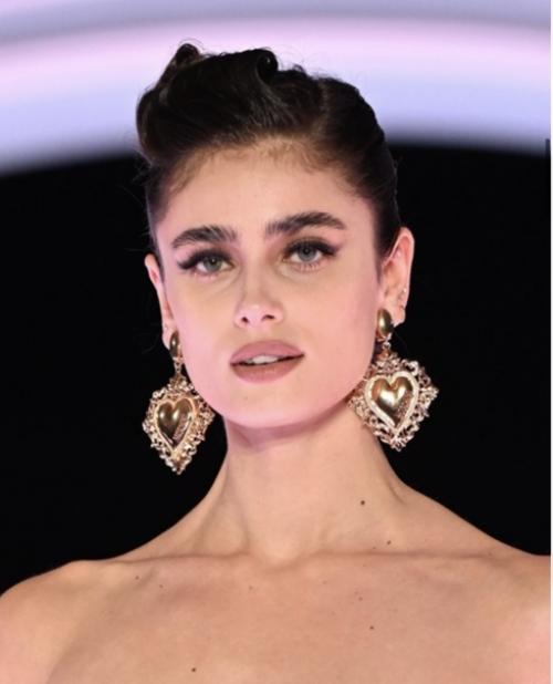 То что мгновенно повышает градус стиля - аксессуары. 02