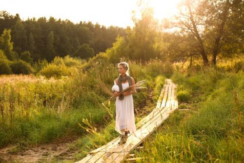 Москва TFP. Ищу модель и визажиста ( причёска + макияж) для подобной съёмки (фото взяты из интернета - первые три. 03