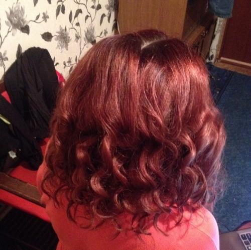 Дорогие девушки?  С сегодняшнего дня ведётся запись на последний звонок и выпускной? 05