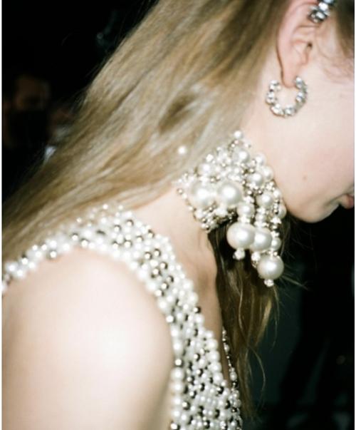 То что мгновенно повышает градус стиля - аксессуары. 05