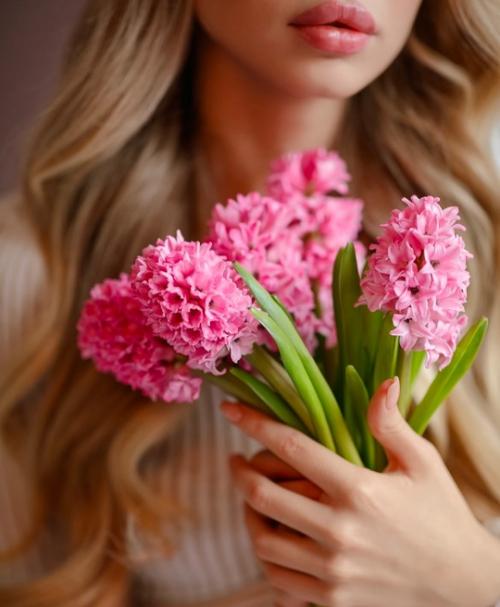 Мы готовы вам обьявить о нашем фотопроекте, который состоится. 01