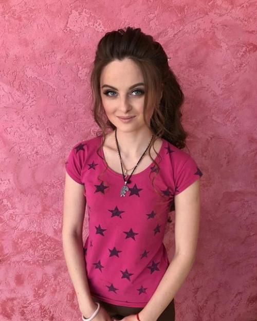 Огромное спасибо моему самому лучшему мастеру за прическу, украшение и макияж? 03