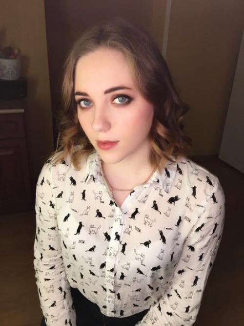 Модель. Макияж//макияж//прически. дорогие девушки?  совсем скоро выпускной?  это значит, пора записываться на Make - up. 03