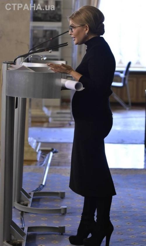 Черная пантера. Тимошенко пришла в раду с новой прической и очках Cartier за 33 500 гривен. 02 Черная пантера. Тимошенко пришла в раду с новой прической и очках Cartier за 33 500 гривен. 02