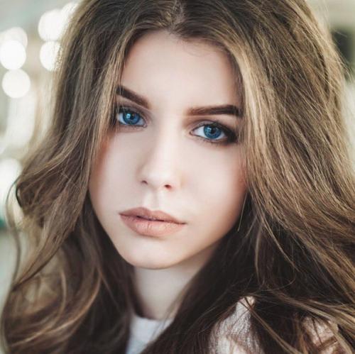 Дорогие девушки?  Я профессиональный, дипломированый стилист - визажист? 04