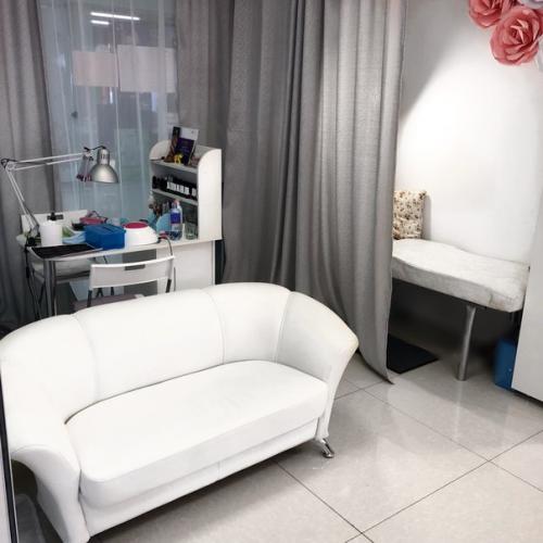 Дорогие девушки?  Совсем скоро наступит пора последних звонков и выпускных. 01