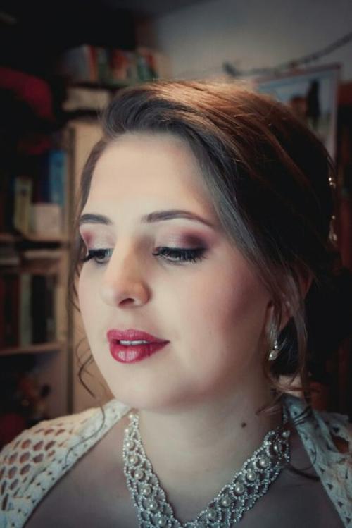 Девочки, ищу выпускниц, невест и дам? 06