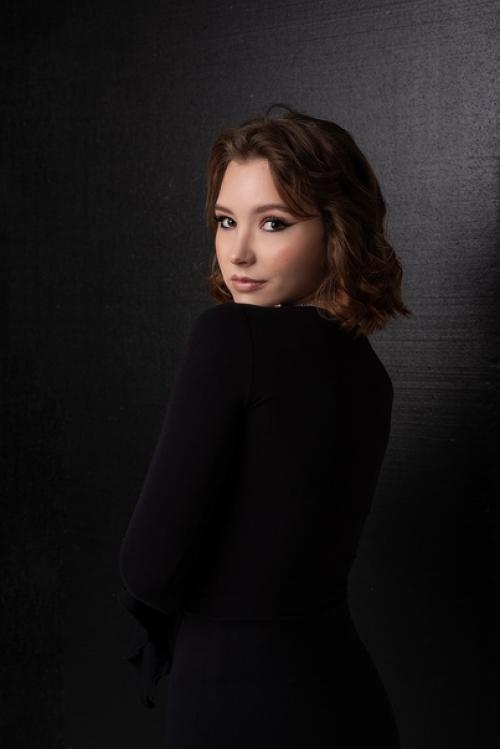 Горжусь этой серией, потому что она захватила мое сердечко. 04