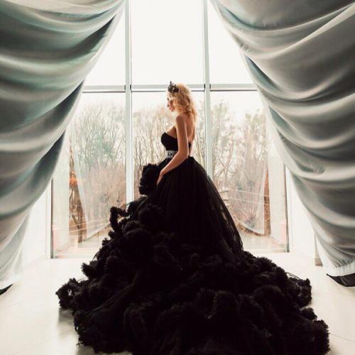 СТИРАЕМ ШТОРЫ ПРАВИЛЬНО. Myhouse@Nereids.  Таким образом, Если окна - глаза дома, то занавески - практически их Make - up. 01