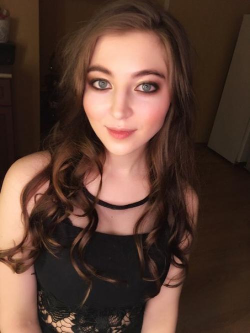 Модель. Макияж//макияж//прически. дорогие девушки?  совсем скоро выпускной?  это значит, пора записываться на Make - up. 01