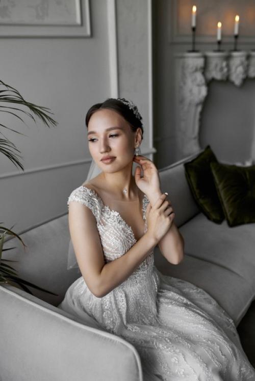 Ли пробный макияж и прическа нужен? 02