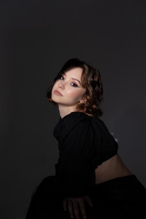 Горжусь этой серией, потому что она захватила мое сердечко. 01