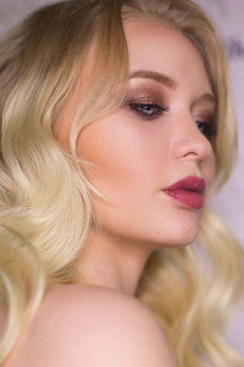 Приглашаю к себе на макияж? 03