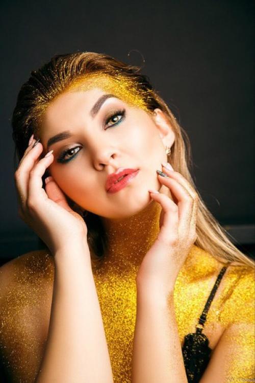 Милые девушки, приглашаю вас на макияж, причёски и наращивание ресничек? 09