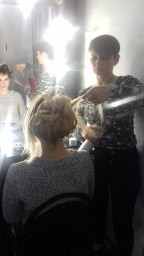 Курсы продолжаются парикмахерского мастерства в благотворительном фонде Покров. 03