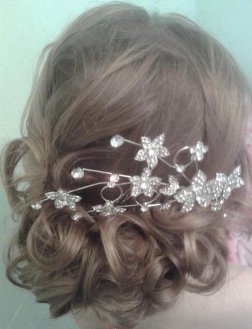 Какая юная леди не хочет быть королевой на выпускном балу? 07