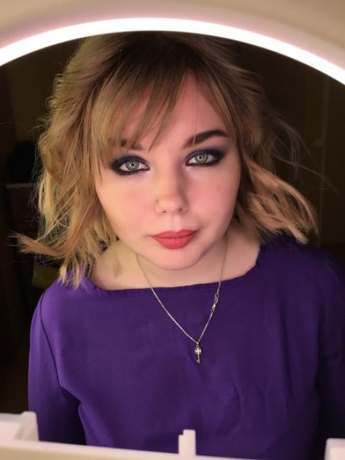 Модель. Макияж//макияж//прически. дорогие девушки?  совсем скоро выпускной?  это значит, пора записываться на Make - up. 07