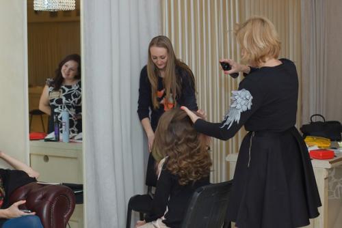 Дамы! 13 мая мы приглашаем вас на мастер класс по визажу. 01 Дамы! 13 мая мы приглашаем вас на мастер класс по визажу. 01