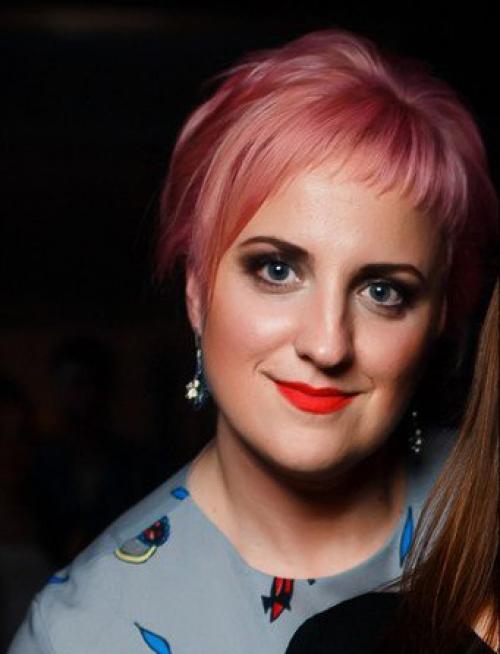 Дорогие невесты и выпускницы, рада предложить вам свои услуги стилиста (визаж и прическа) с выездом к вам! 02