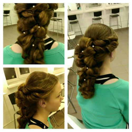 Дорогие девушки!  Я сертифицированный стилист причёсок, визажист. 03