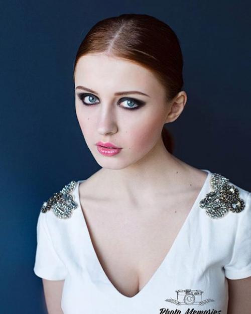 Модели!  Ищу много моделей на макияж, локоны и бровки! 02