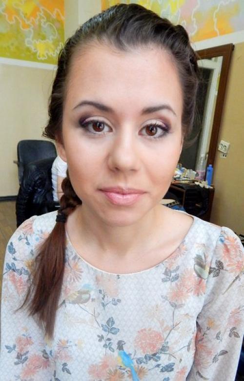 Милые девушки?  Сезон выпускных и свадеб начался? 02