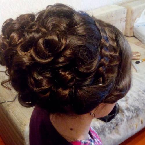 Девочки, срочно нужны модели на макияж и прическу 3 мая кто желает - ставьте лайк! 04