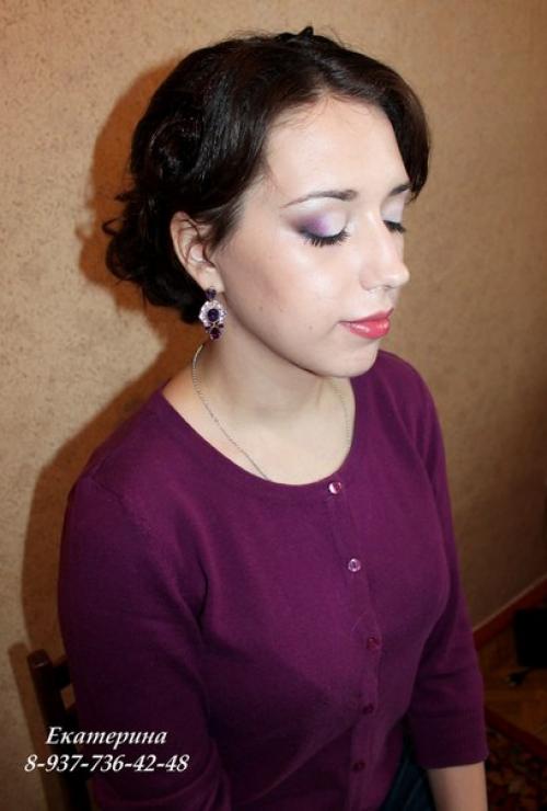 Выпускной вечер ждет каждая школьница. 03