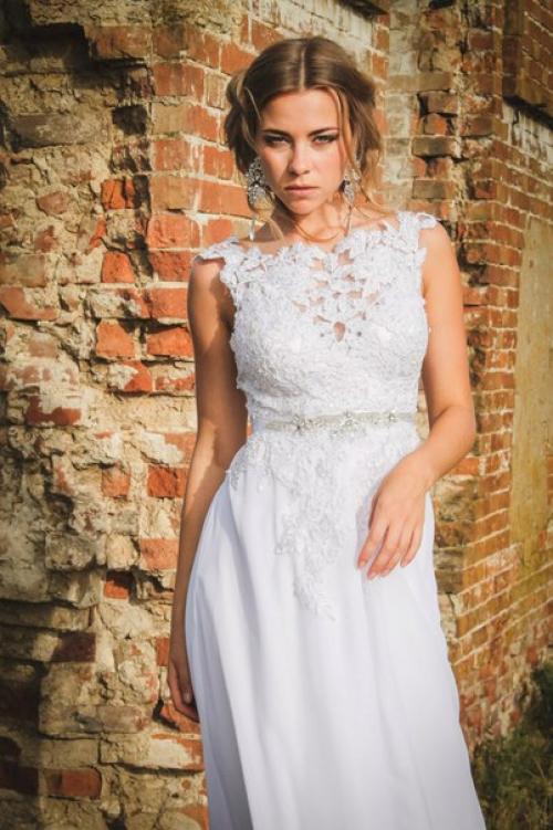 Дорогие девушки!  Мы приглашаем вас на выездную летнюю фотосессию! 02