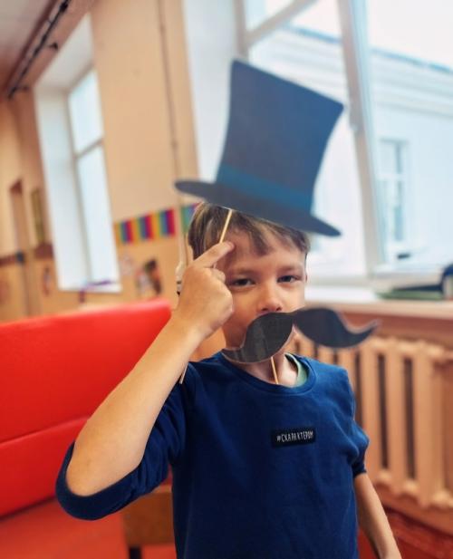 За окном бушует стихия, а у нас в лагере - подиум! 05 За окном бушует стихия, а у нас в лагере - подиум! 05