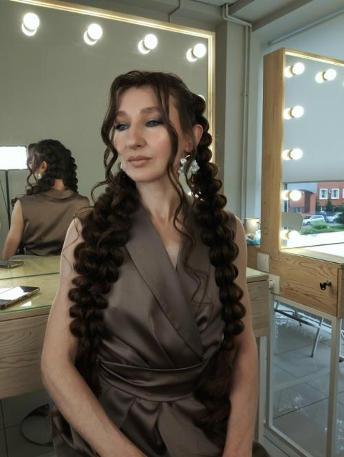 Создаю красивые образы в 4 руки в Иркутске. 

