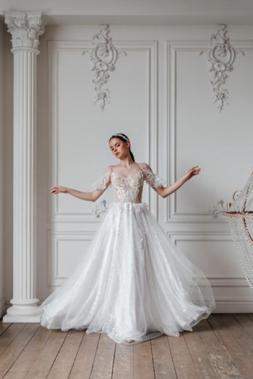 Наша модель Софьи приняла участие в творческой фотосессии, с большой командой профессионалов: 01