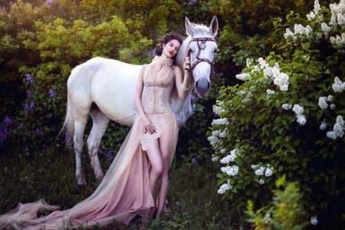 26 июня (солнечный день с переменной облачностью - идеальный для проведения фотосессии на открытом воздухе). 07 26 июня (солнечный день с переменной облачностью - идеальный для проведения фотосессии на открытом воздухе). 07