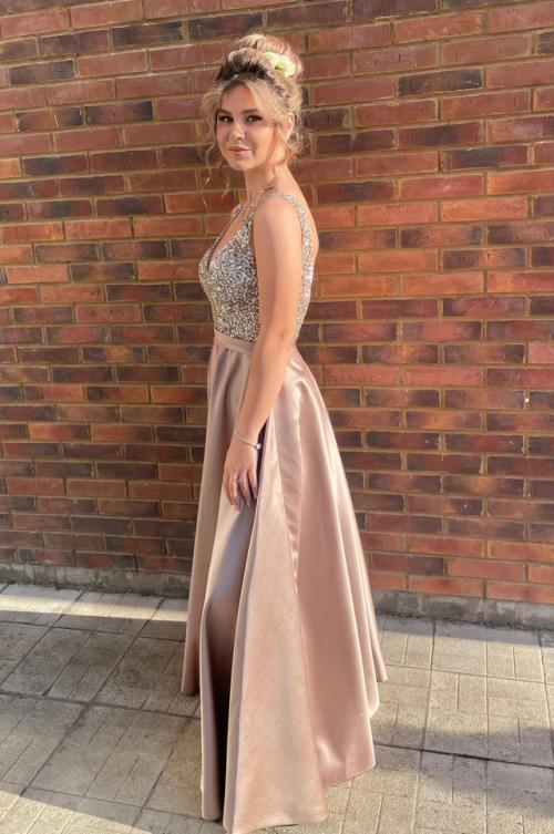 Пусть твой выпускной навсегда останется в памяти приятным воспоминанием, где ты будешь самой красивой. 05