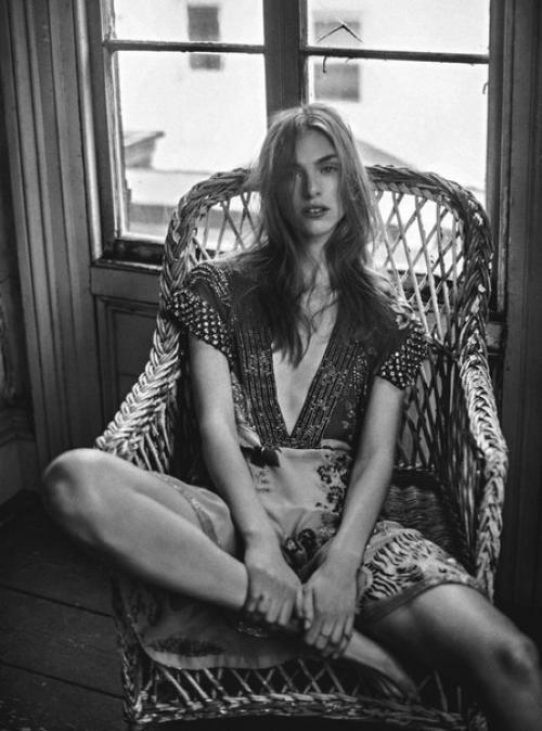 Sunshine Daydream: Хедвиг палм в фотосессии Себастьяна Кима для Vogue Australia July 2015. 05