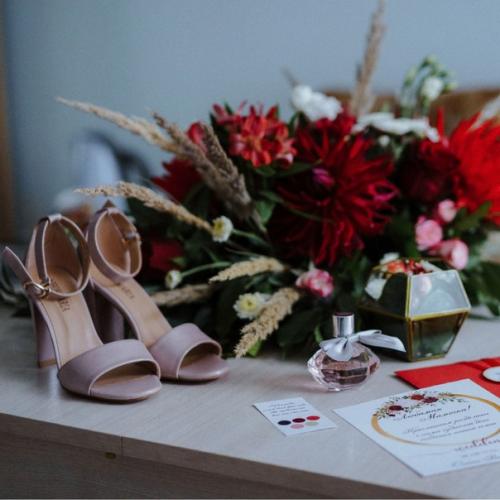 Сборы невесты.   Любой свадебный день со сборов начинается. 02