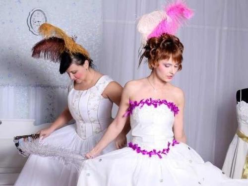 Девочки, девушки, женщины, торопитесь на прически любой сложности, цены демократичные, качественно, красиво, с душой и с должным образованием! 06