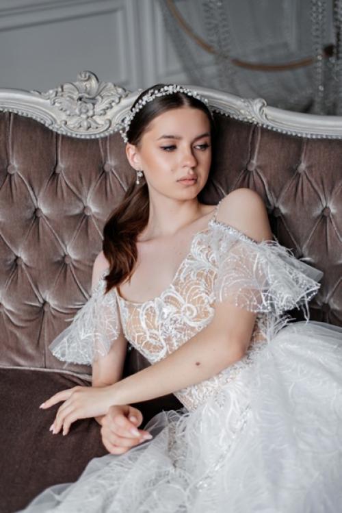 Наша модель Софьи приняла участие в творческой фотосессии, с большой командой профессионалов: 03