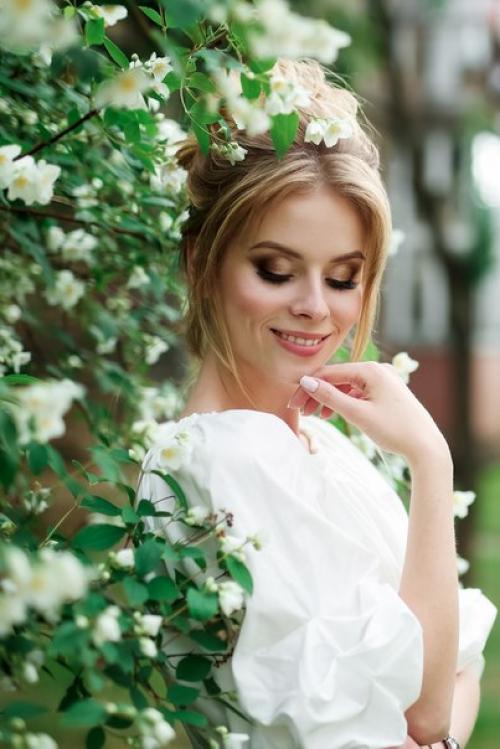 Ну сколько же красавиц на белорусских землях) красить - не перекрасить. 03