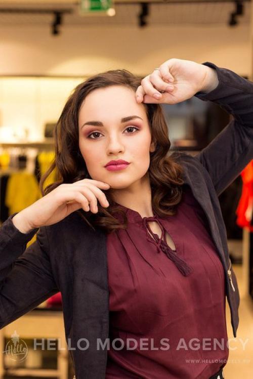 Девушки, приглашаю вас в качестве модели на макияж прическу для пополнения портфолио. 05