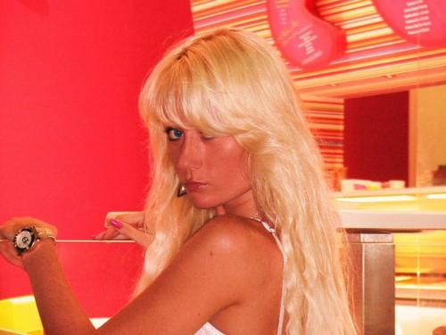 Ассаламу алейкум!  Девушки не носящие хиджаб, ради аллаха, потратьте пару минут на прочтение этой статьи! 01