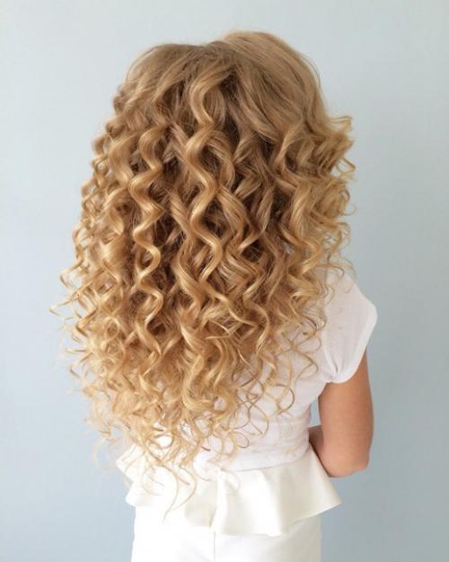 Спешим сообщить, что у нас в студии Focus_Beautystudio в пятницу, субботу и воскресенье будет проходить? 02