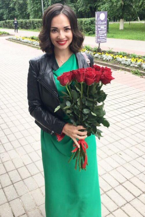 Вы часто спрашиваете: сколько времени вам надо на прическу и макияж? 01