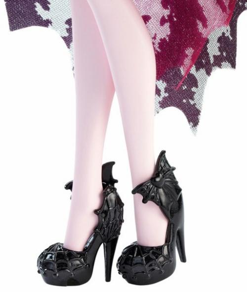 Monster High Dance The Fright Away Transforming Draculaura Doll? 04