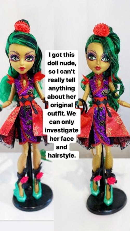 Сравнение прототипа с промо фотографий джинафаер лонг Gloom and Bloom с итоговой куклой. 01