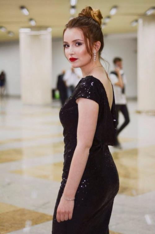 А вот и отчёт с выпускного Анечки. 01