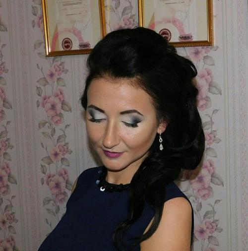 Предлагаю услуги парикмахера - визажиста: 07