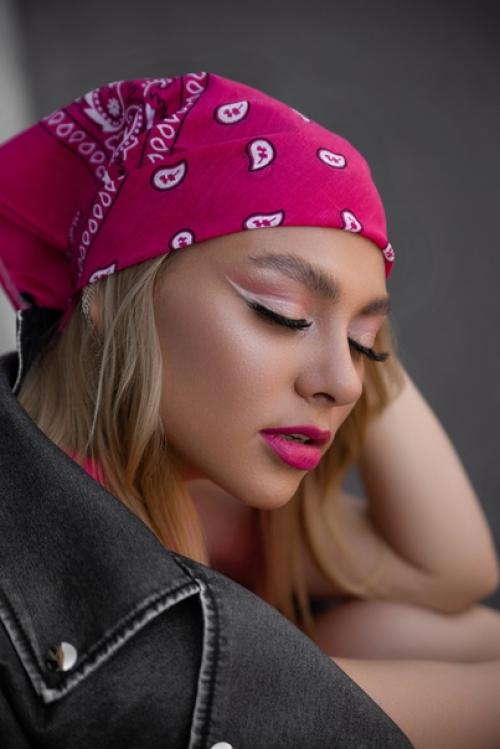 Фотосессия прогулка с макияжем и прической 6000 р. 05