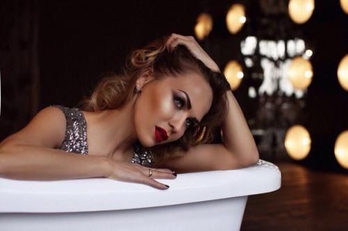 Спешим сообщить, что у нас в студии Focus_Beautystudio в пятницу, субботу и воскресенье будет проходить? 01